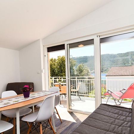 No Stress Apartment Grebastica Bagian luar foto