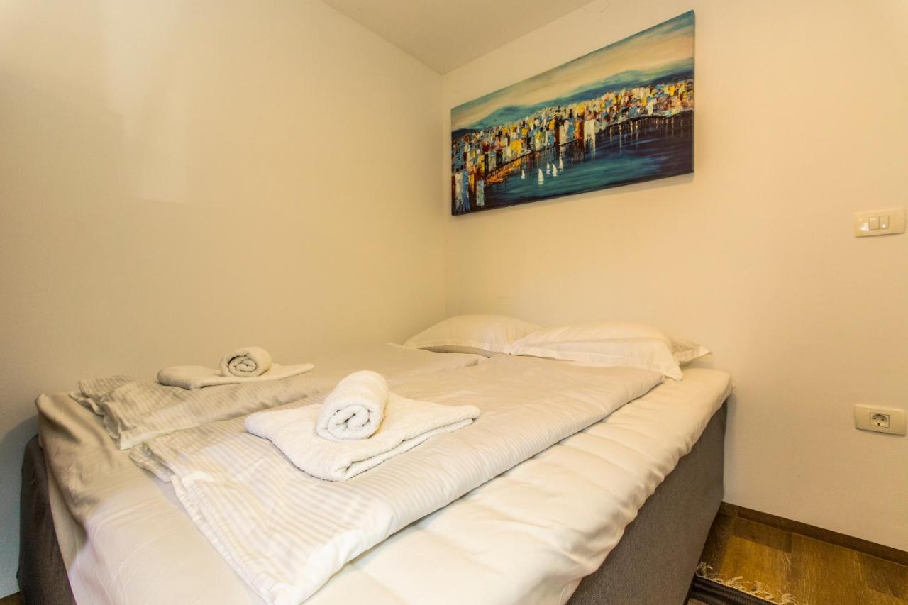 No Stress Apartment Grebastica Bagian luar foto