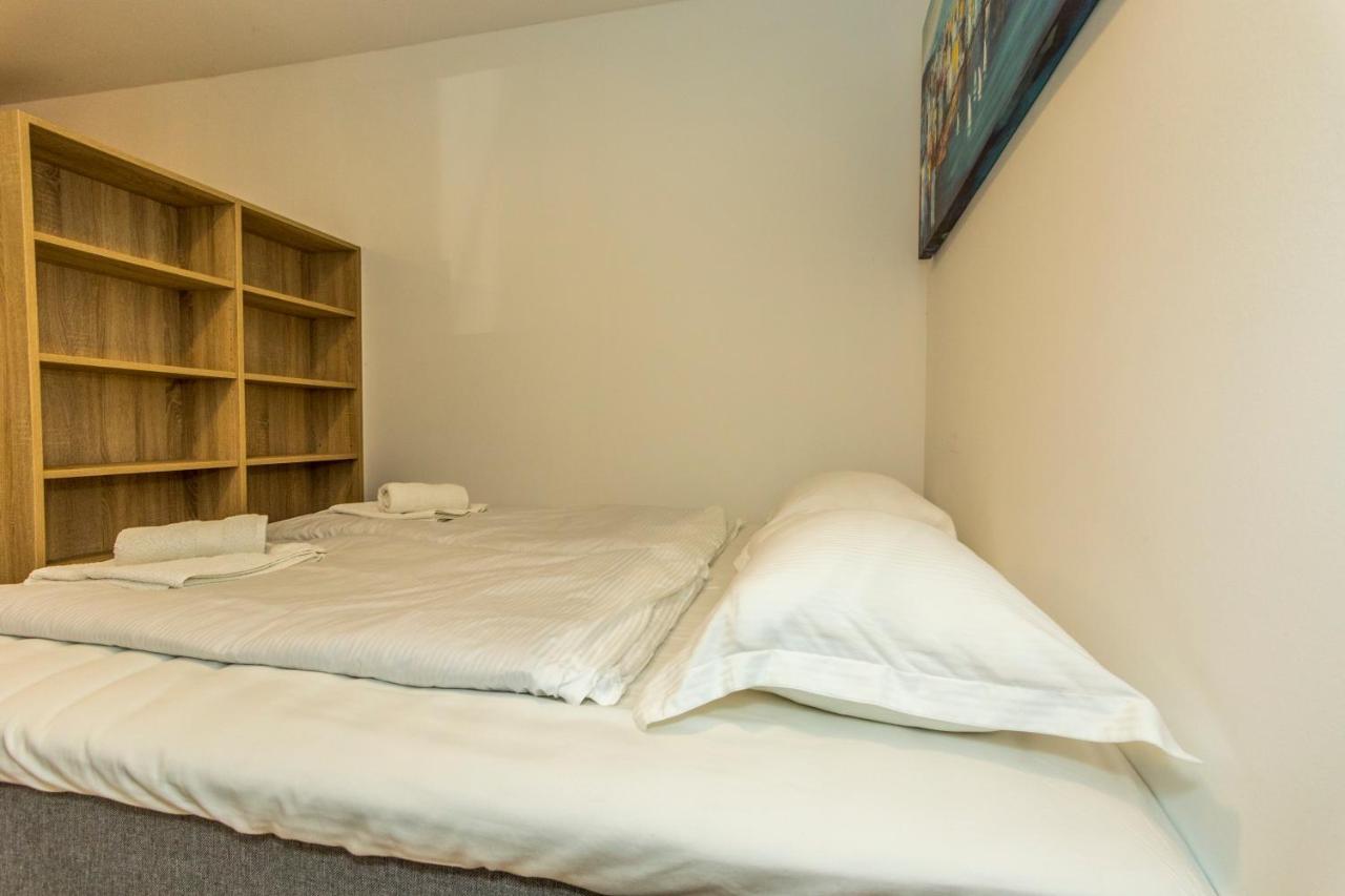 No Stress Apartment Grebastica Bagian luar foto