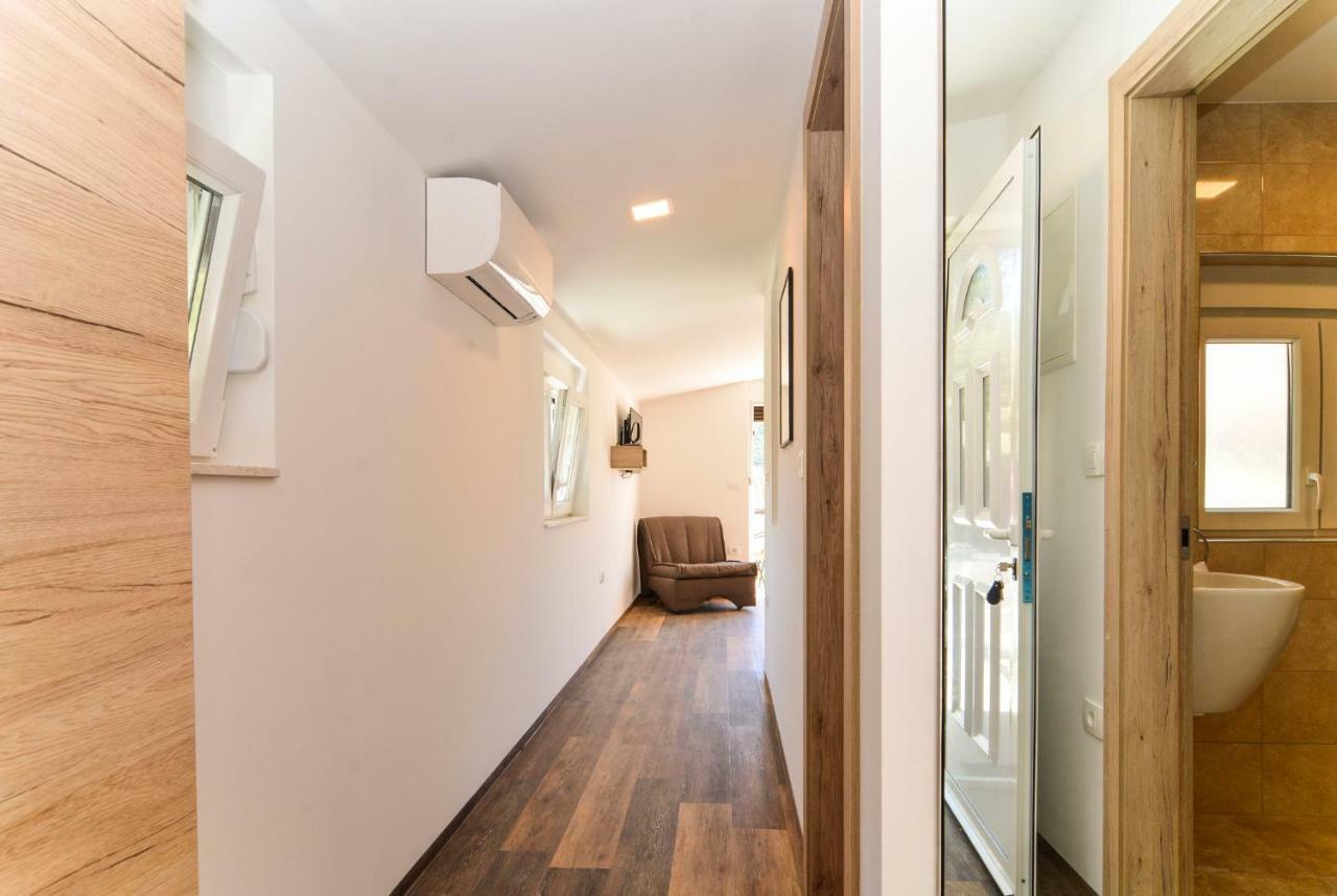 No Stress Apartment Grebastica Bagian luar foto
