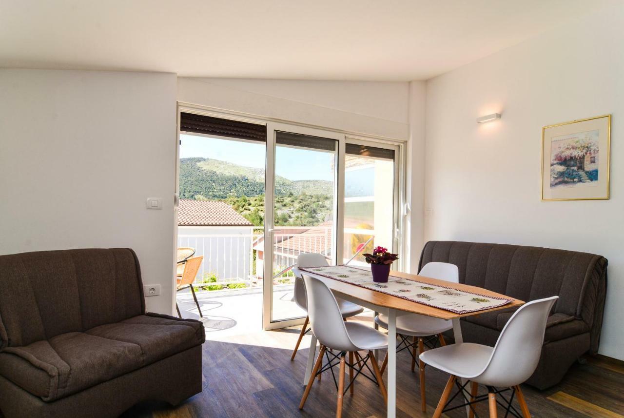 No Stress Apartment Grebastica Bagian luar foto