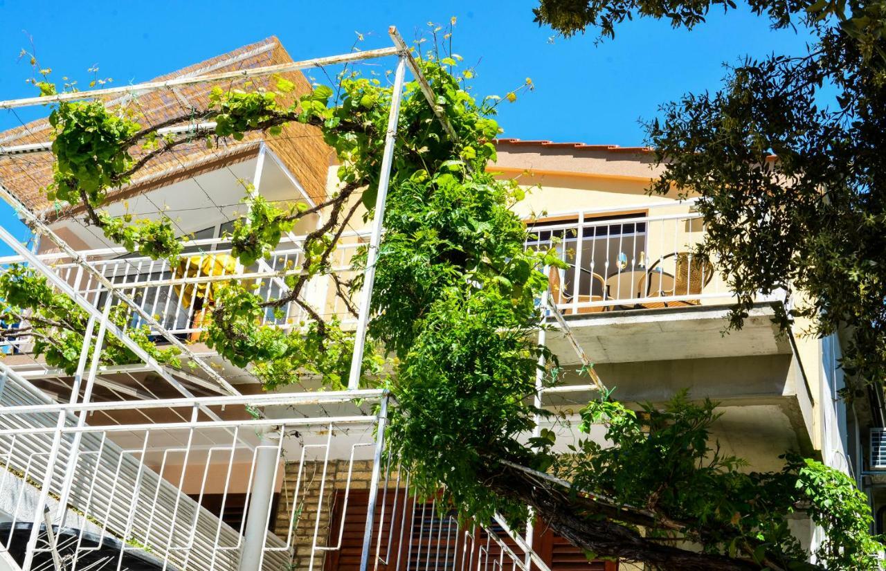 No Stress Apartment Grebastica Bagian luar foto