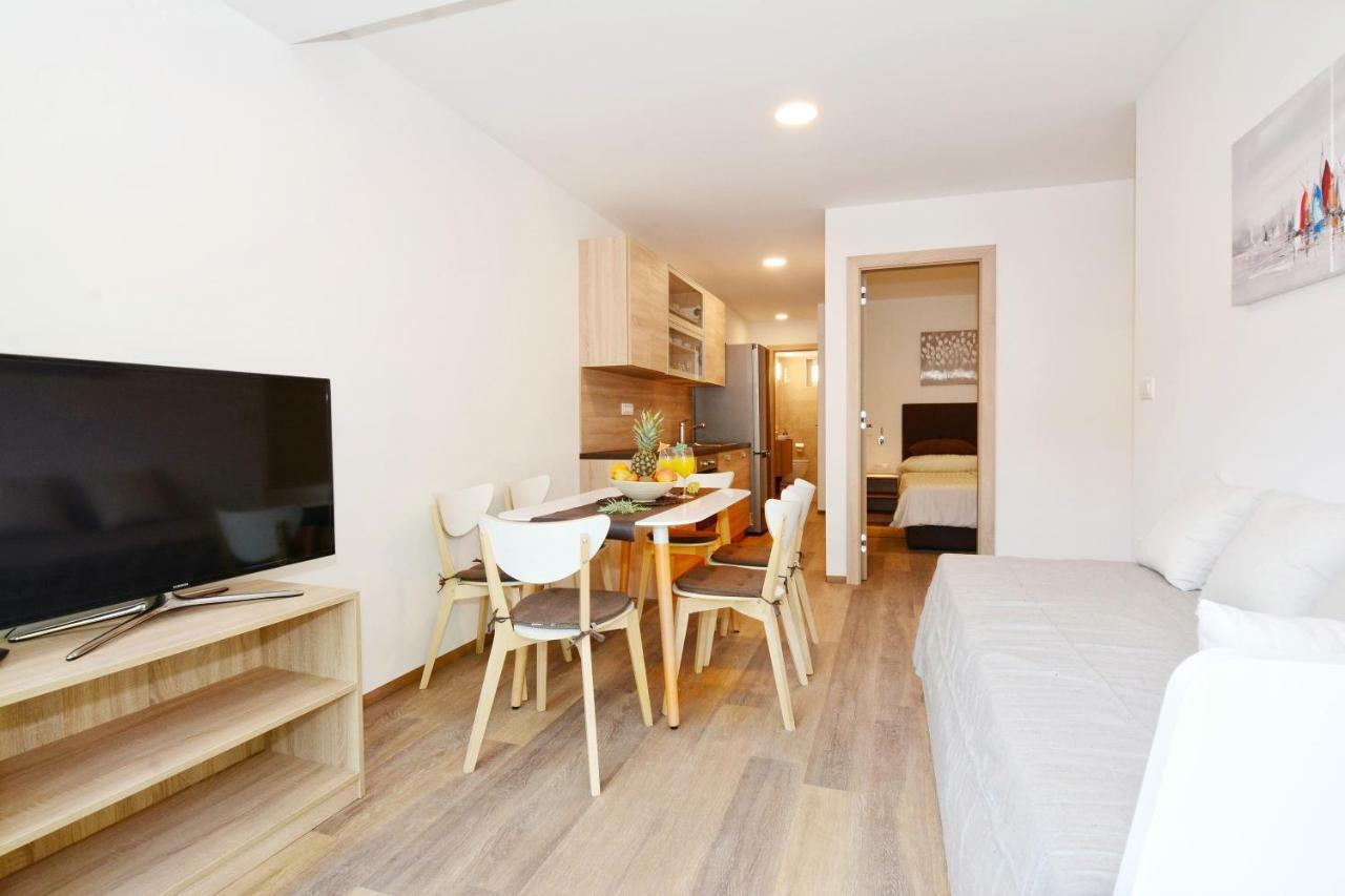 No Stress Apartment Grebastica Bagian luar foto