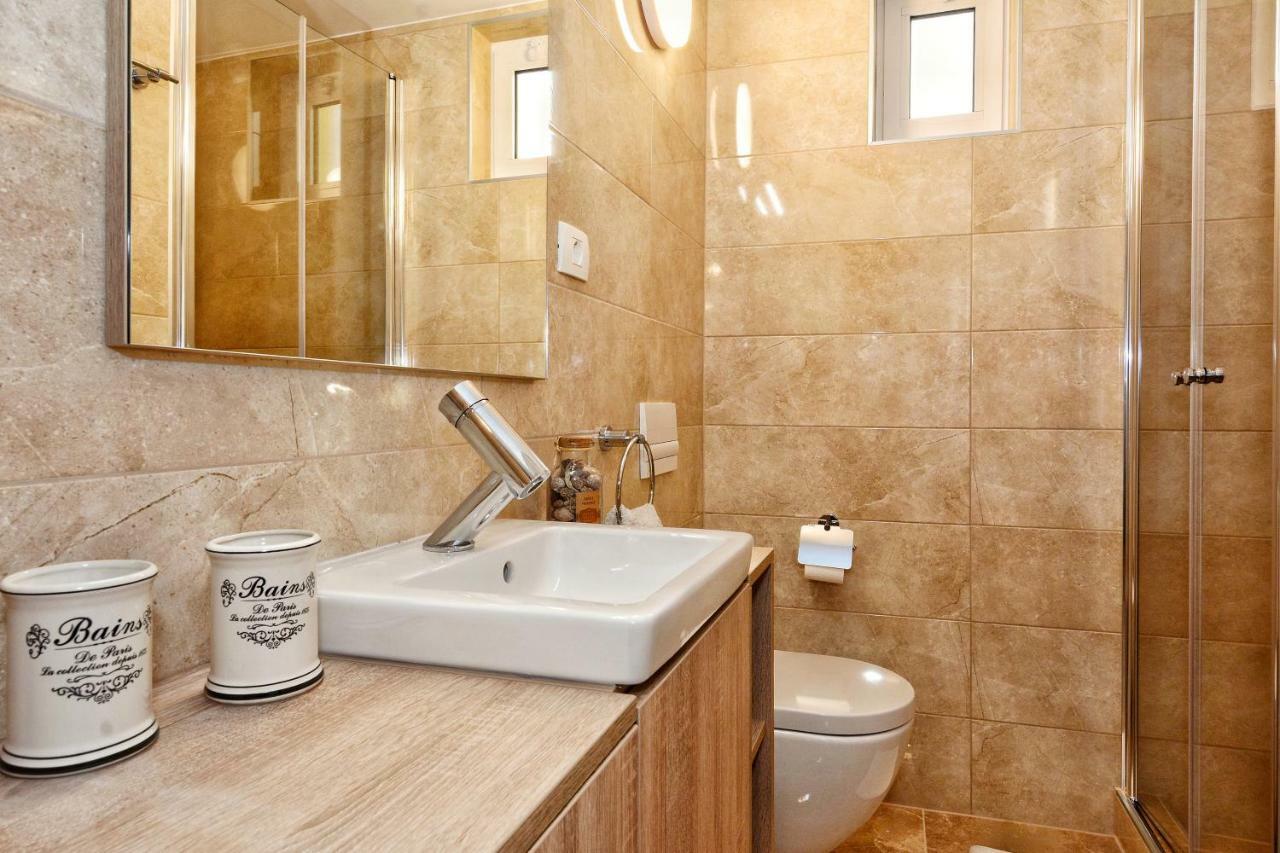No Stress Apartment Grebastica Bagian luar foto