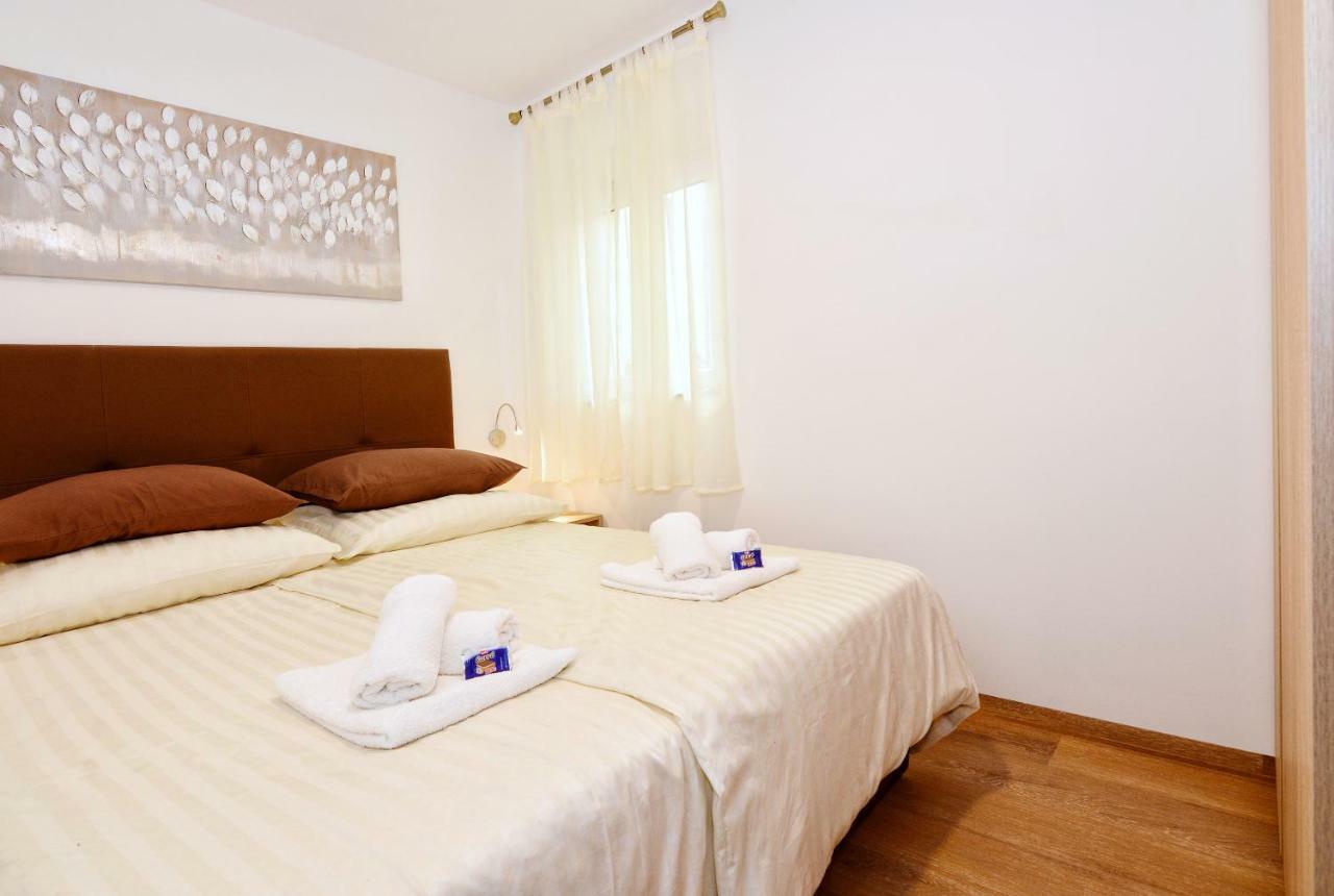 No Stress Apartment Grebastica Bagian luar foto
